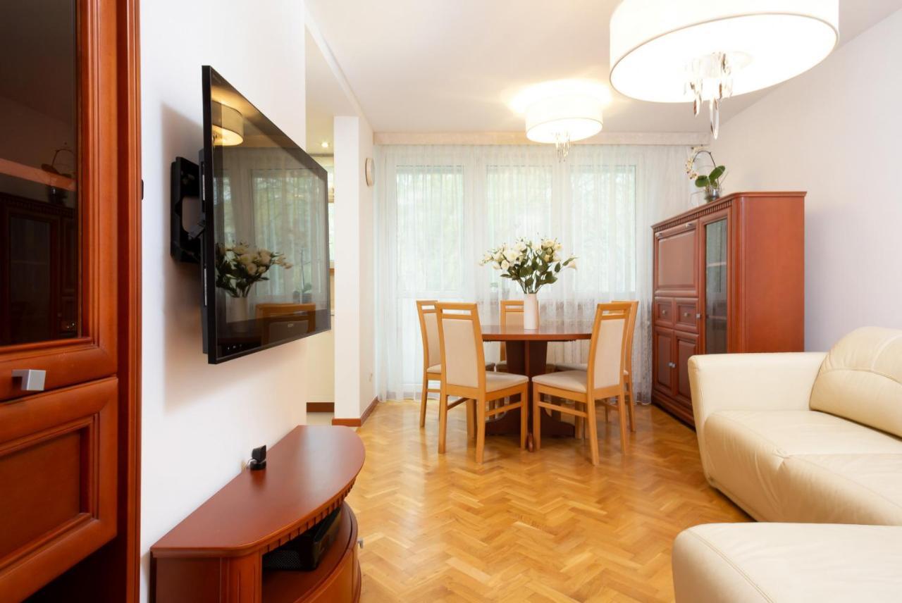 Two-Bedroom Family Apartment Esperanto Next To Klif By Noclegi Renters Warsaw Ngoại thất bức ảnh