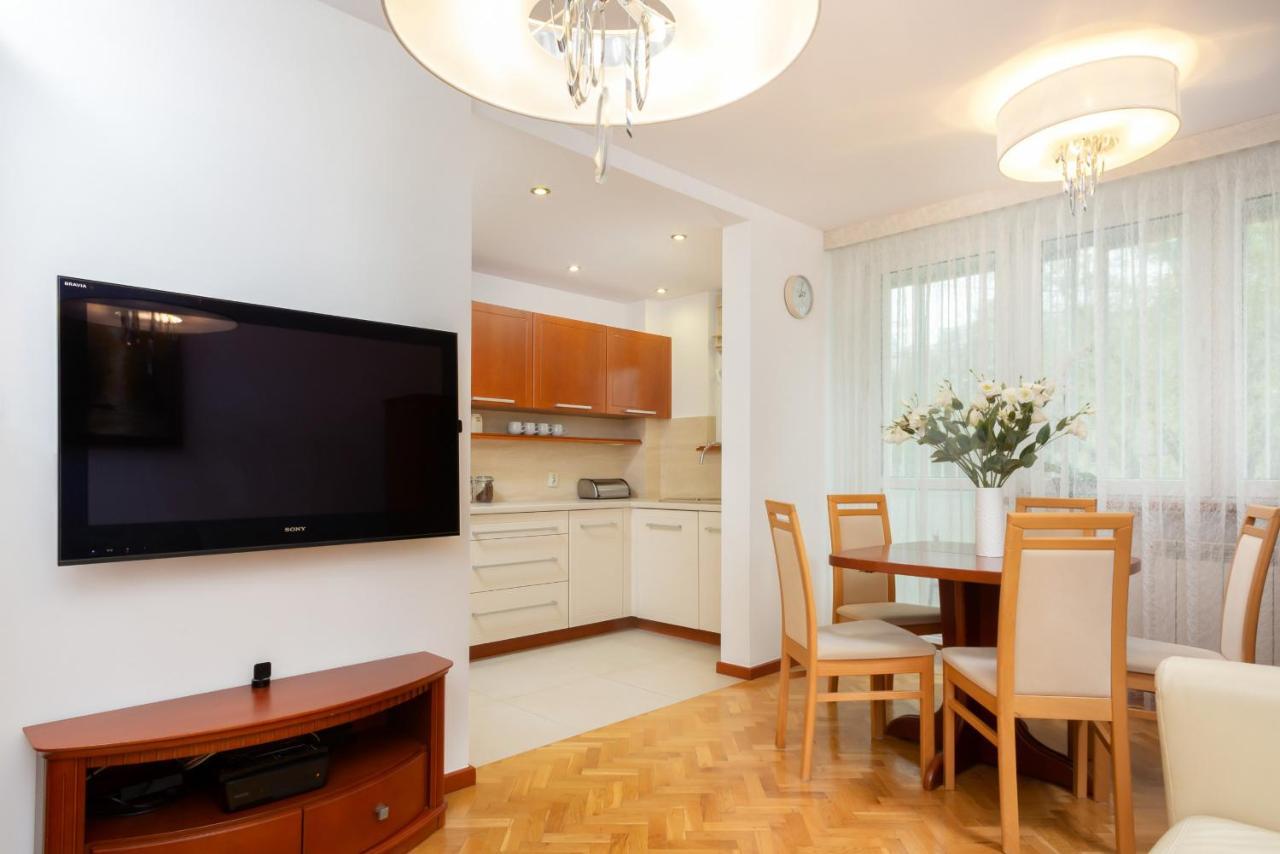 Two-Bedroom Family Apartment Esperanto Next To Klif By Noclegi Renters Warsaw Ngoại thất bức ảnh