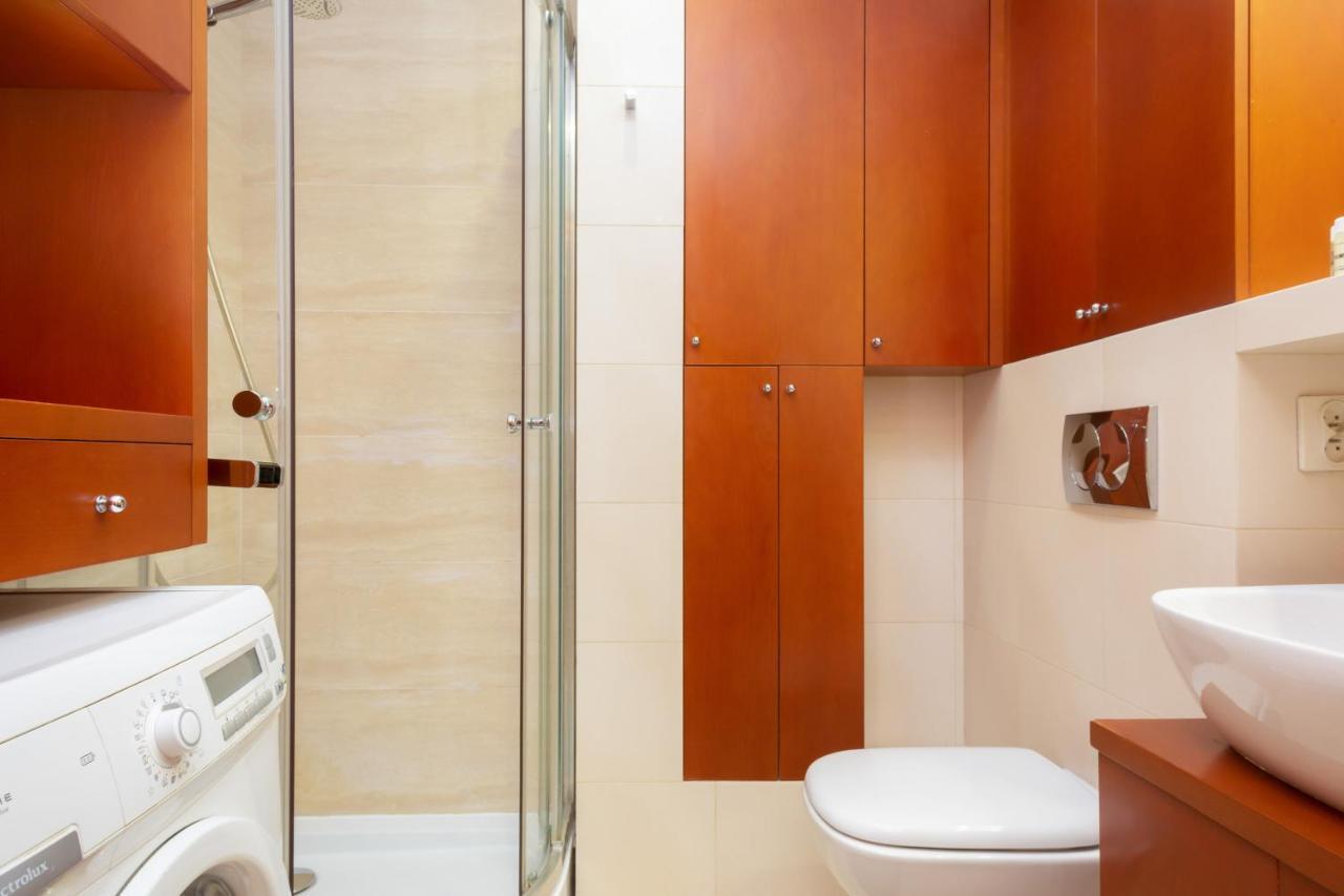 Two-Bedroom Family Apartment Esperanto Next To Klif By Noclegi Renters Warsaw Ngoại thất bức ảnh